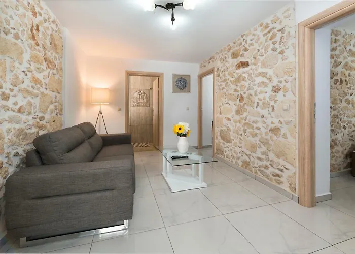 Wave Apartment Chania (Crete)