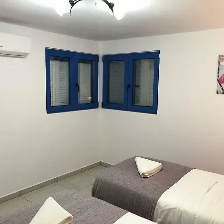 Wave Hriszí Aktí Haniá